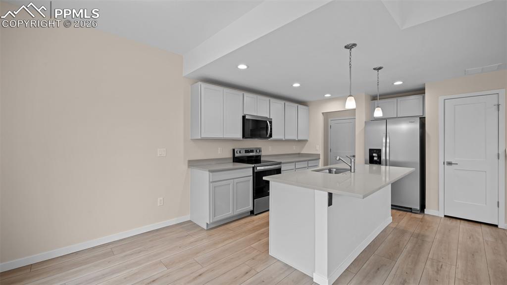 3545 Rosette Grove