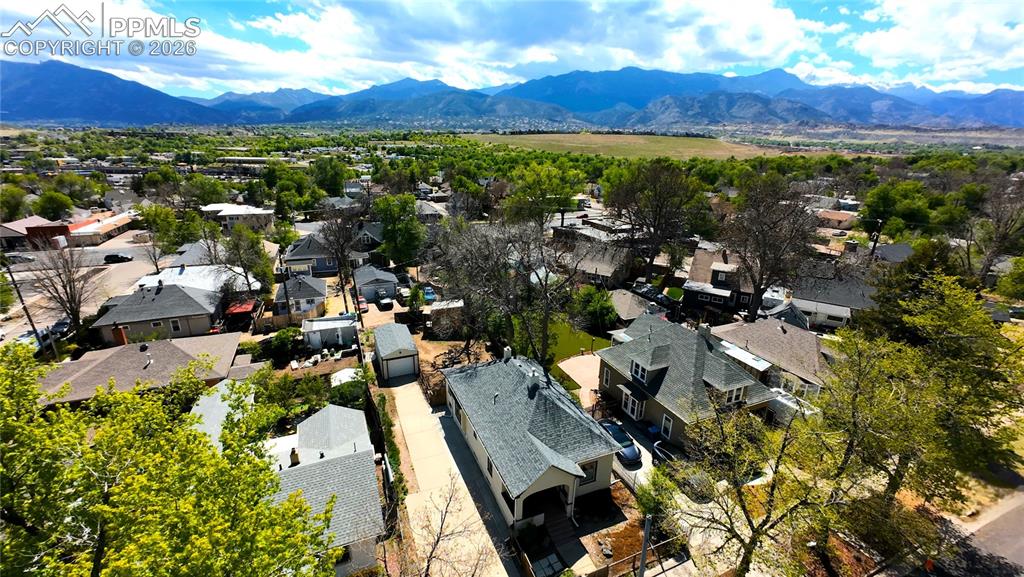 911 W Pikes Peak Avenue