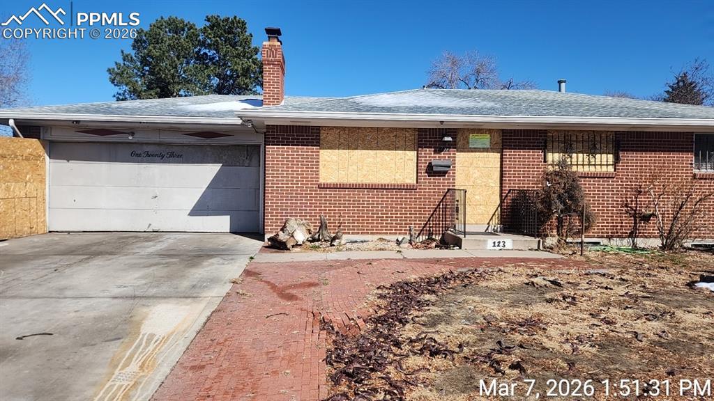 123 S Brentwood Drive