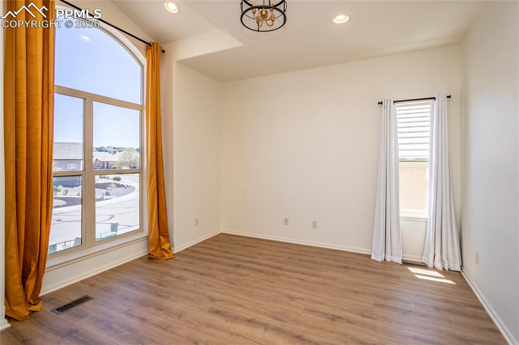 8270 Regiment Court