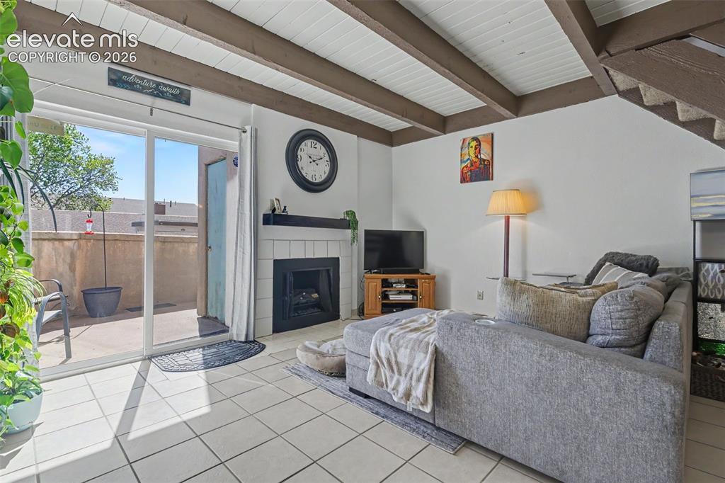 3110 Van Teylingen Drive E