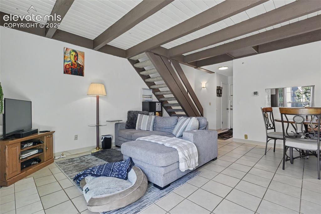 3110 Van Teylingen Drive E