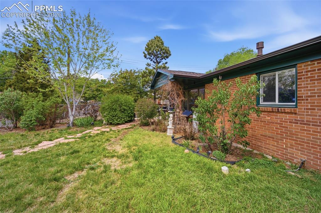 610 Hilltop Drive