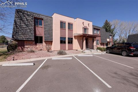2973 Mesa Road A Colorado Springs CO 80904