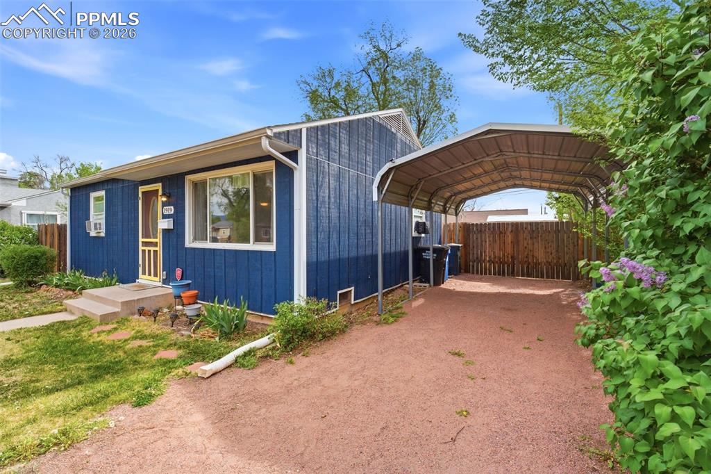 1919 S Franklin Avenue