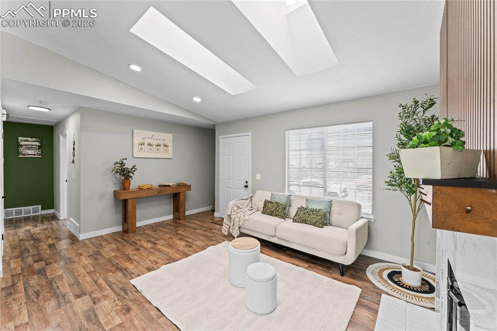 1812 Chapel Hills Drive