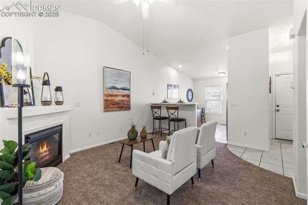5502 Sunshade Point