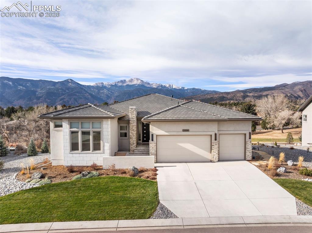 3324 Skywatch Heights