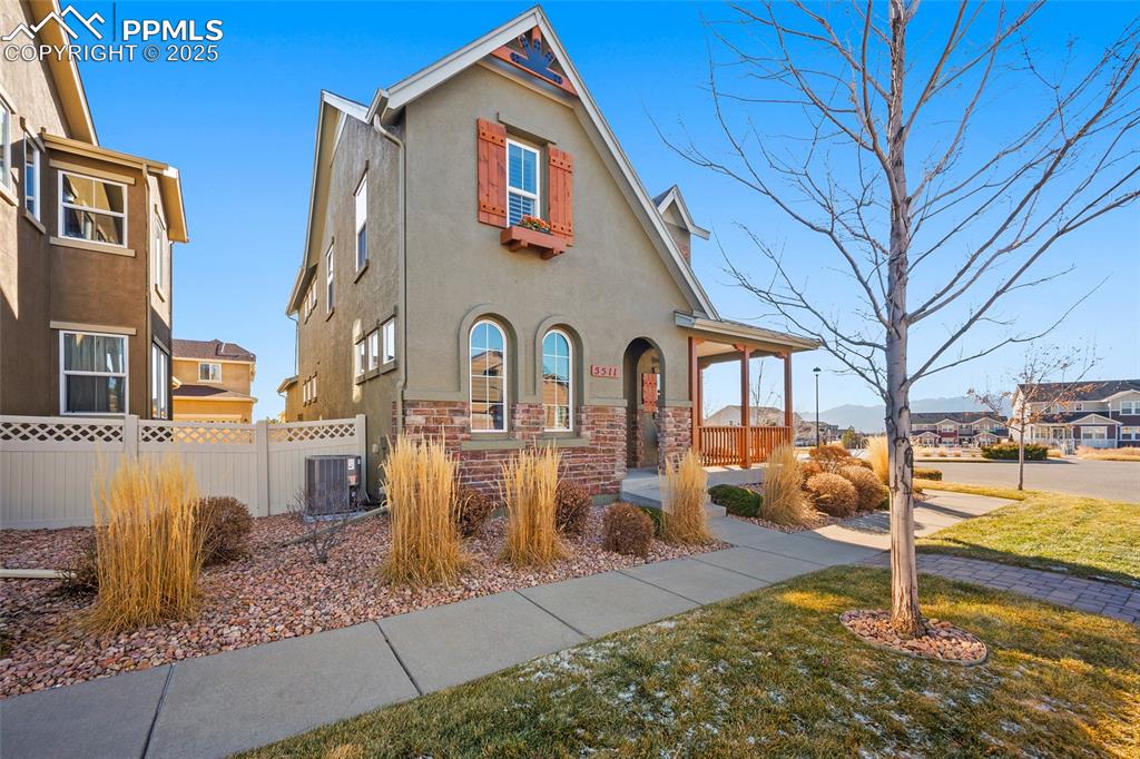 5511 Sunrise Mesa Drive