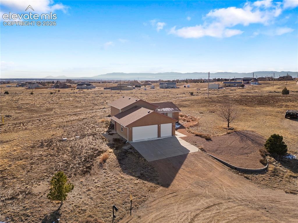 1501 N Gentry Lane