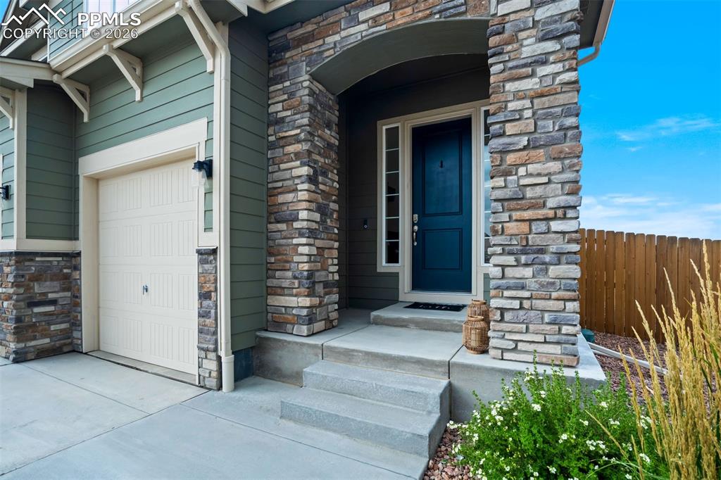 9074 Peaceful Valley Road