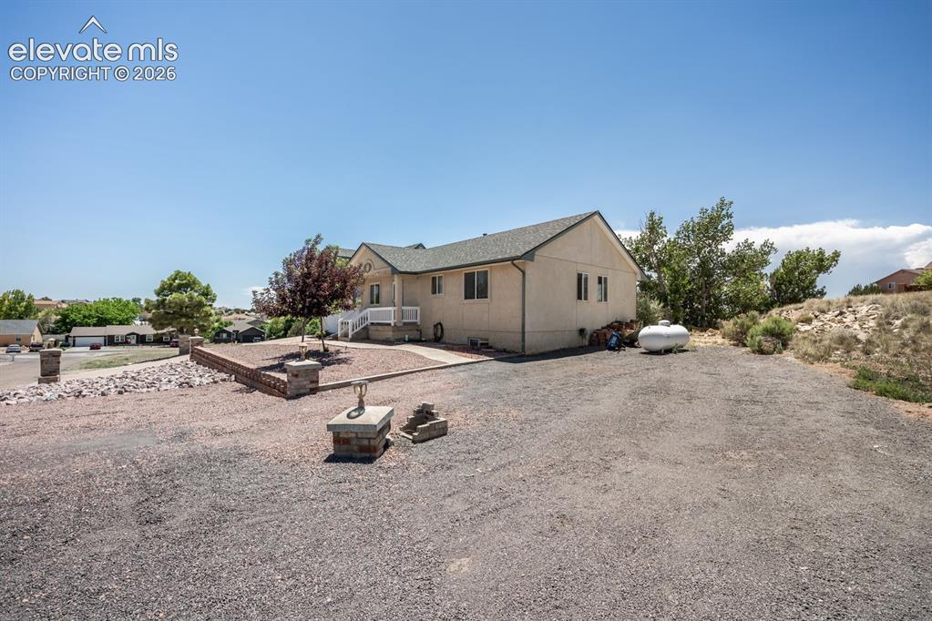 841 S Dogwood Drive