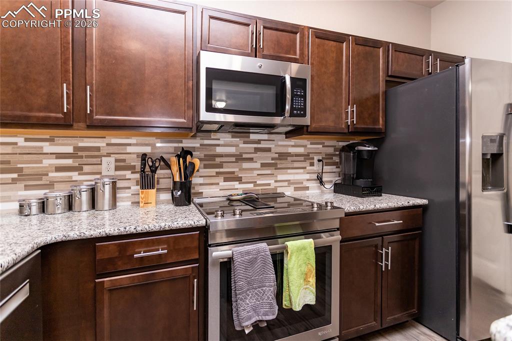 4790 Kerry Lynn View