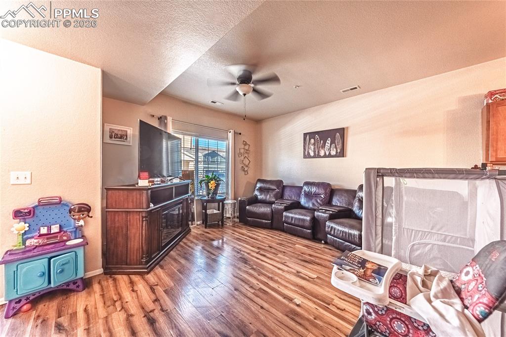 3054 Harpy Grove