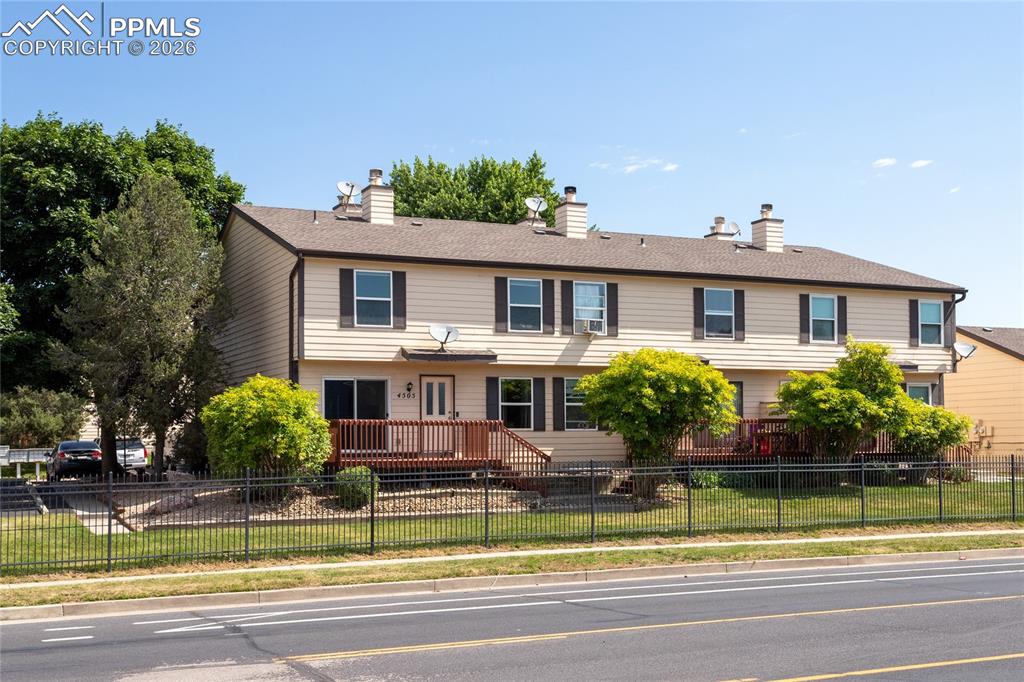 4505 Lamplighter Circle