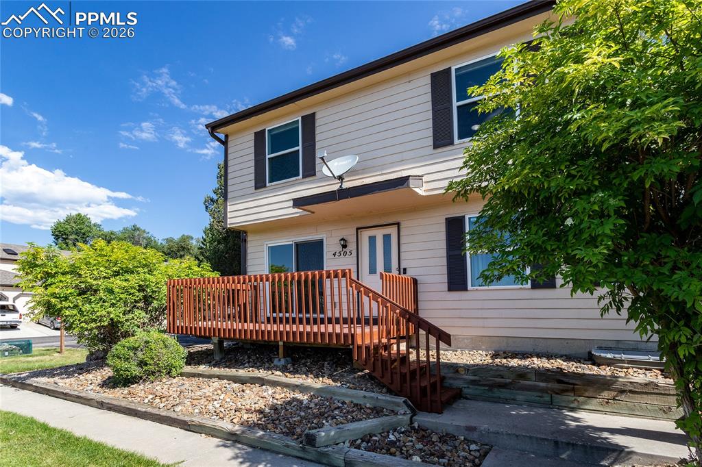 4505 Lamplighter Circle