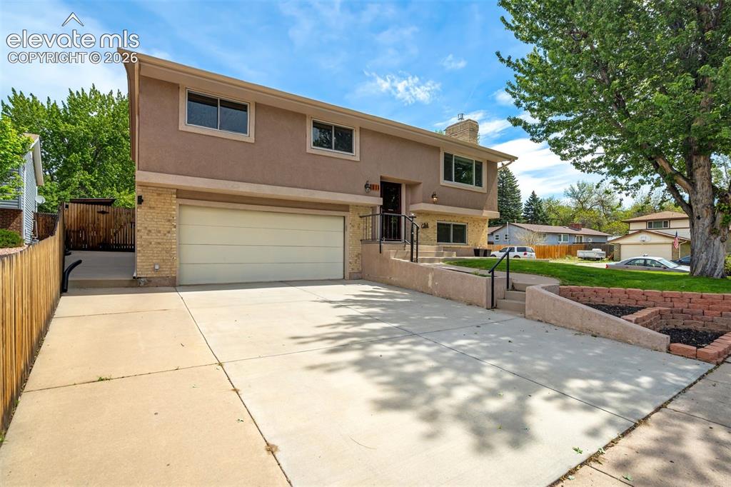 2814 Ridgeglen Place