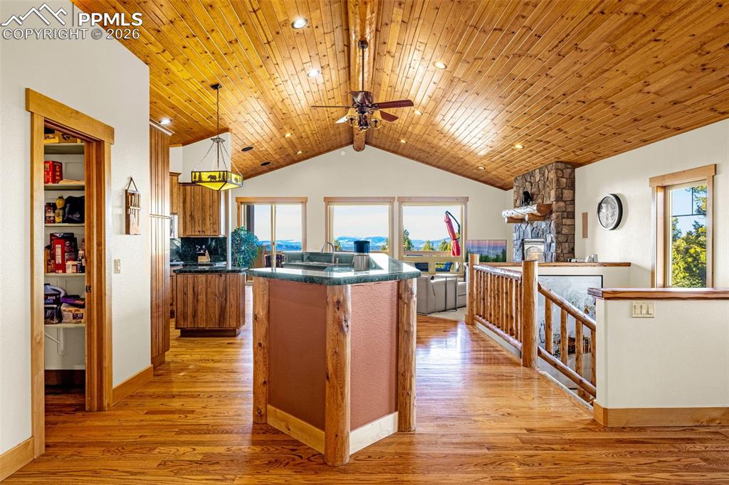 2638 N Mountain Estates Road