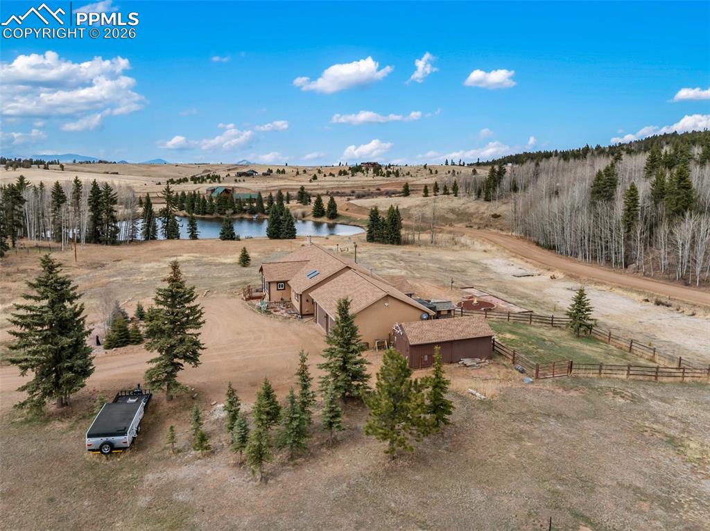 689 Divide South Drive