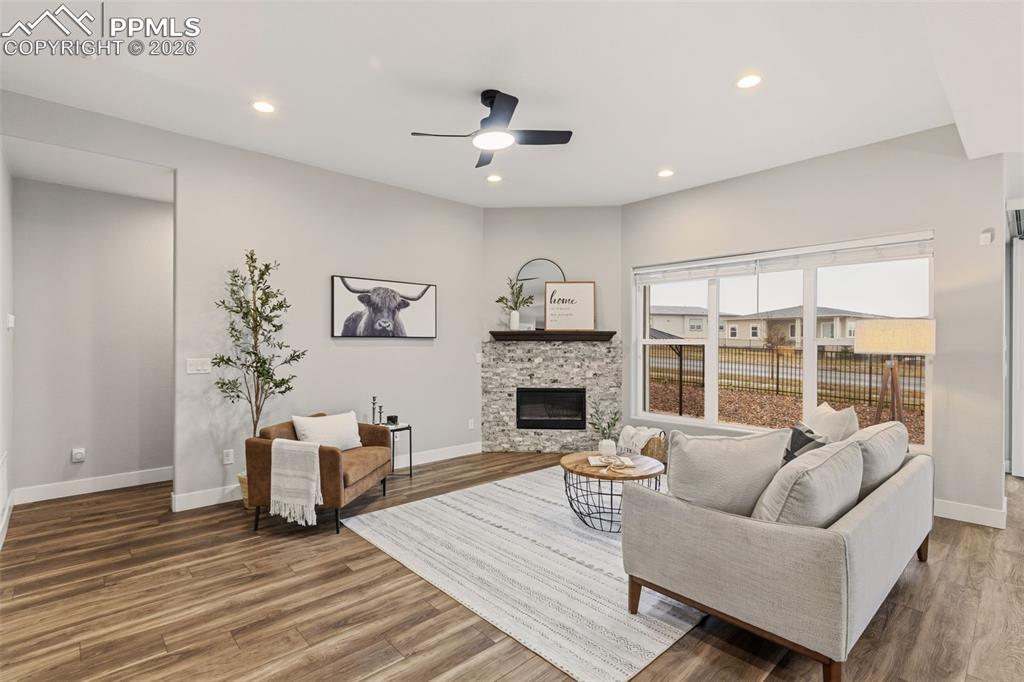 9833 Marble Canyon Way