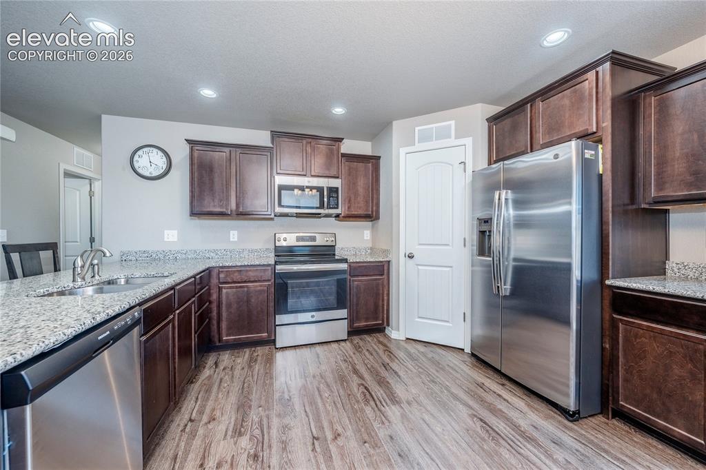 10707 Traders Parkway