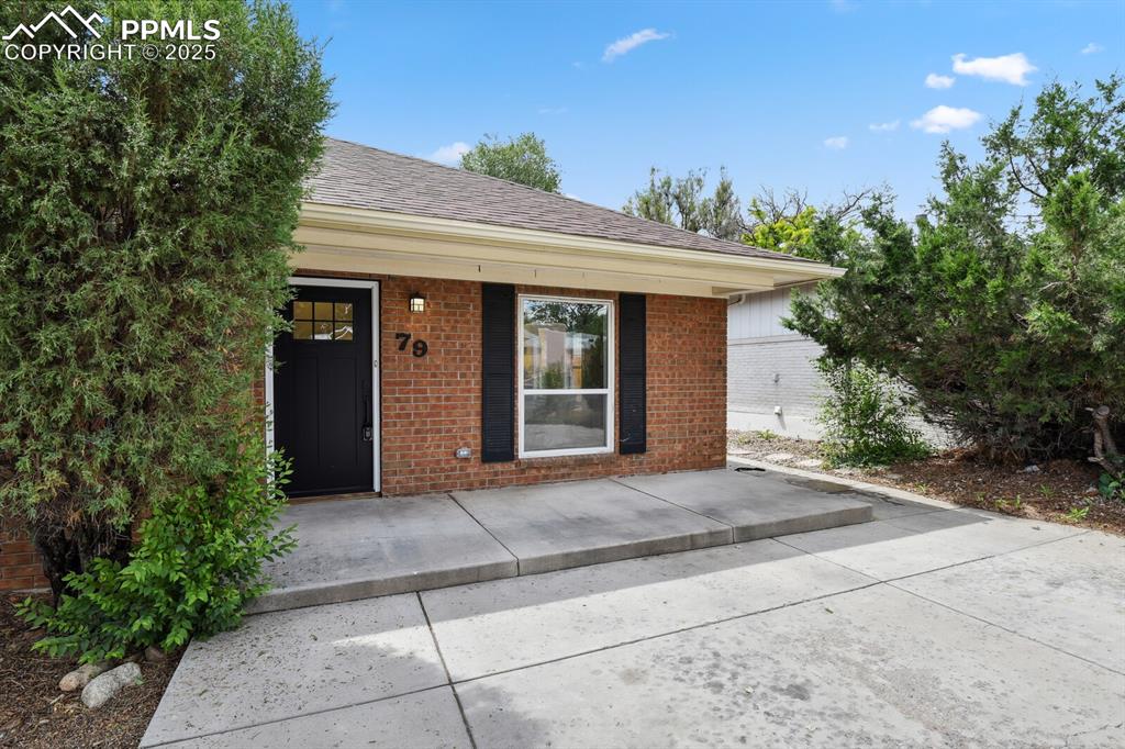 79 W Old Broadmoor Road