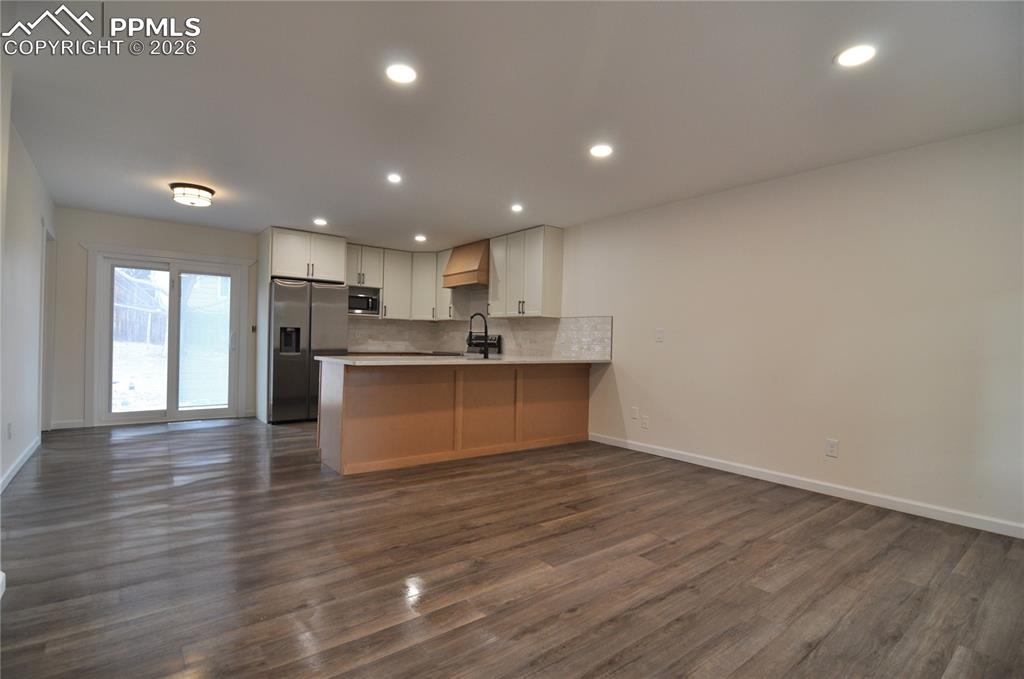 995 Oakwood Drive