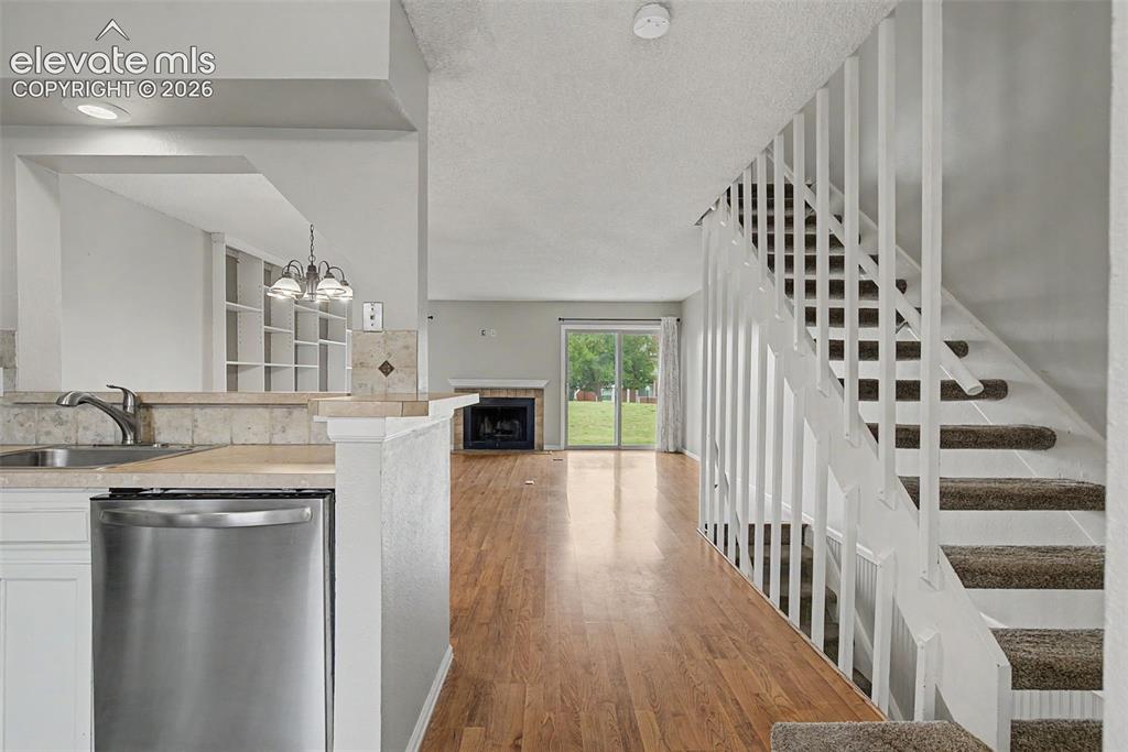 440 W Rockrimmon Boulevard C