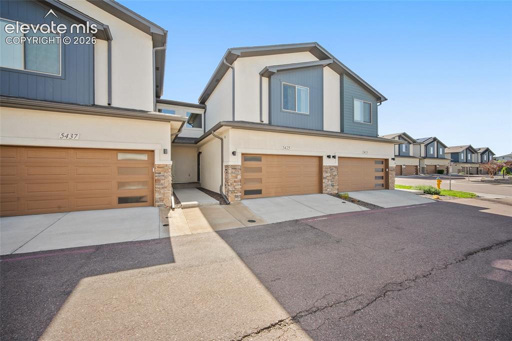5425 Carvel Grove
