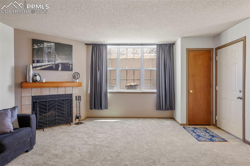 5702 W Asbury Place 102