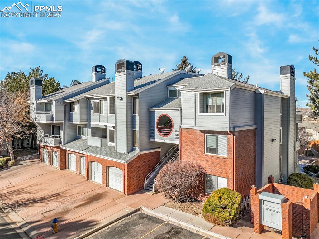 3664 Iguana Drive