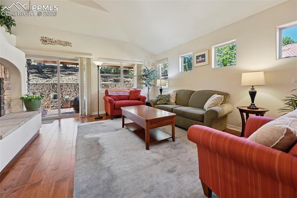 5864 Via Verona View