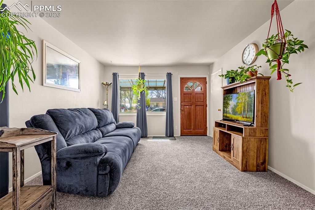 512 Cottonwood Drive