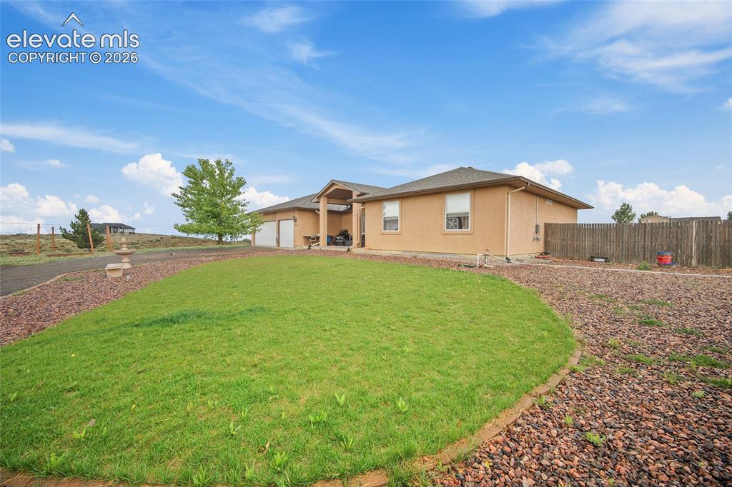 1277 N Sandstone Lane