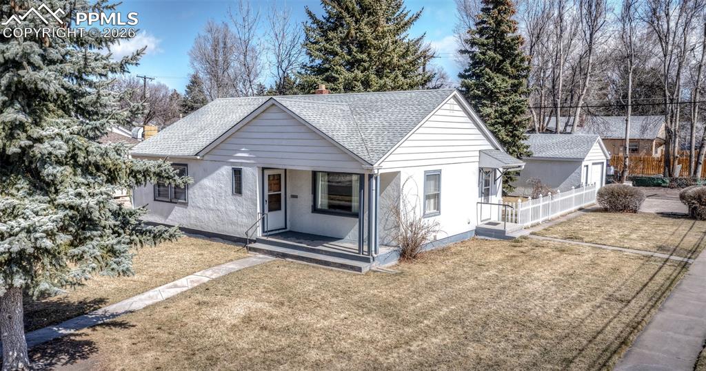 2303 N El Paso Street