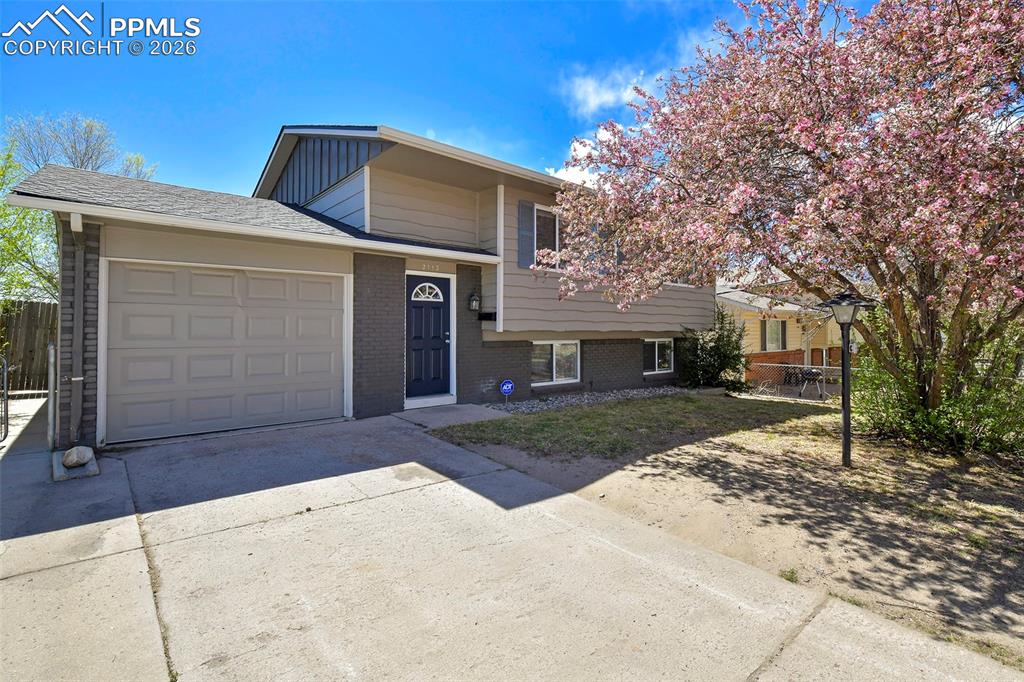 2113 Saranac Drive