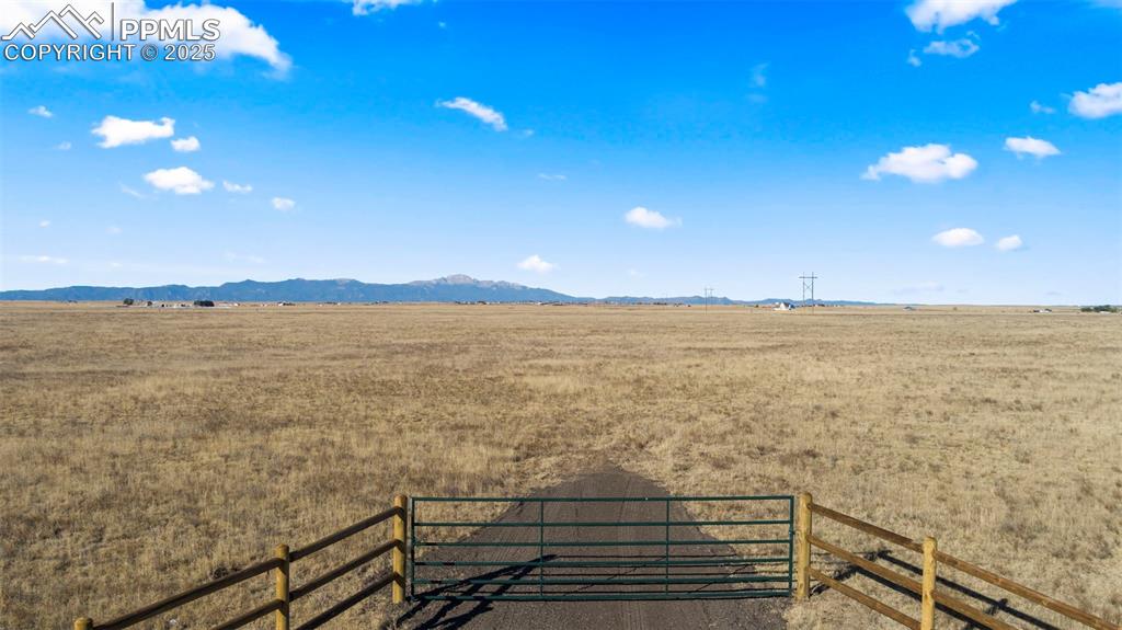 3780 Log Road