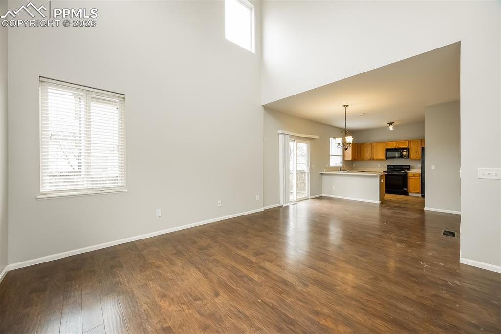 7165 Colorado Creek Grove