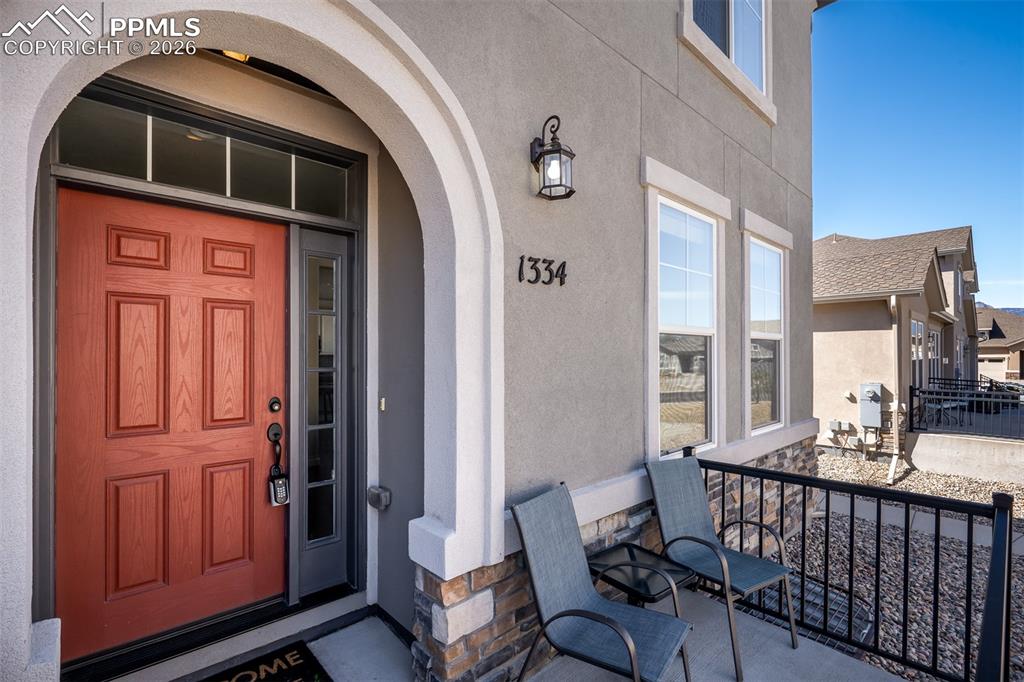 1334 Promontory Crest View