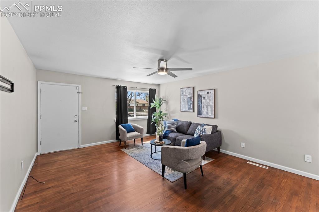 1023 Fosdick Drive