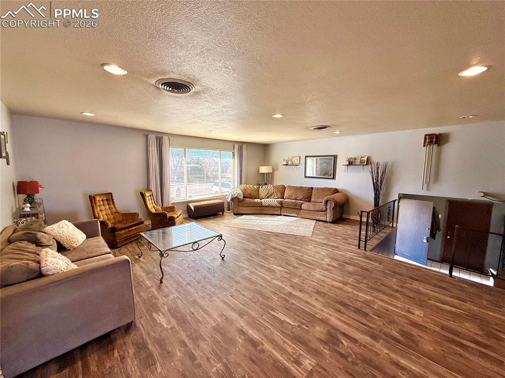 110 Encino Drive