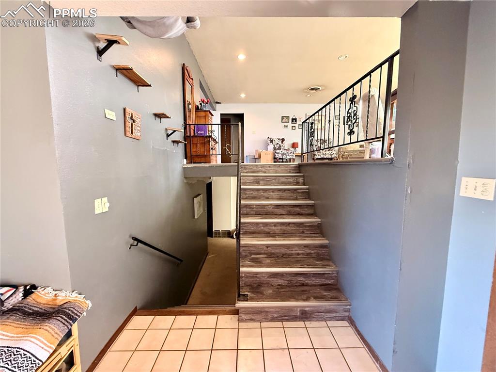 110 Encino Drive