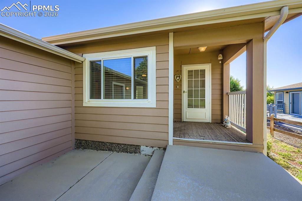 7711 Valley Quail Point