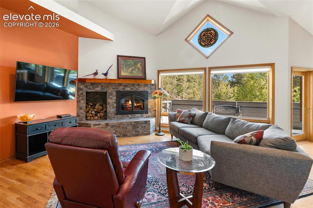 945 Sun Valley Drive