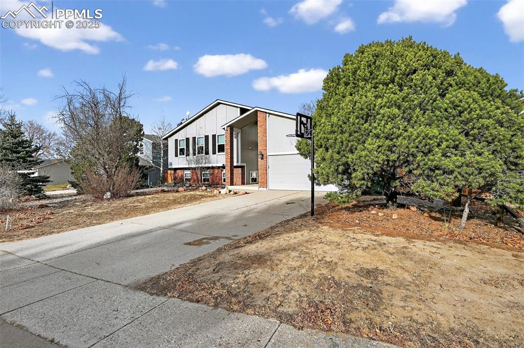 7630 Safari Circle