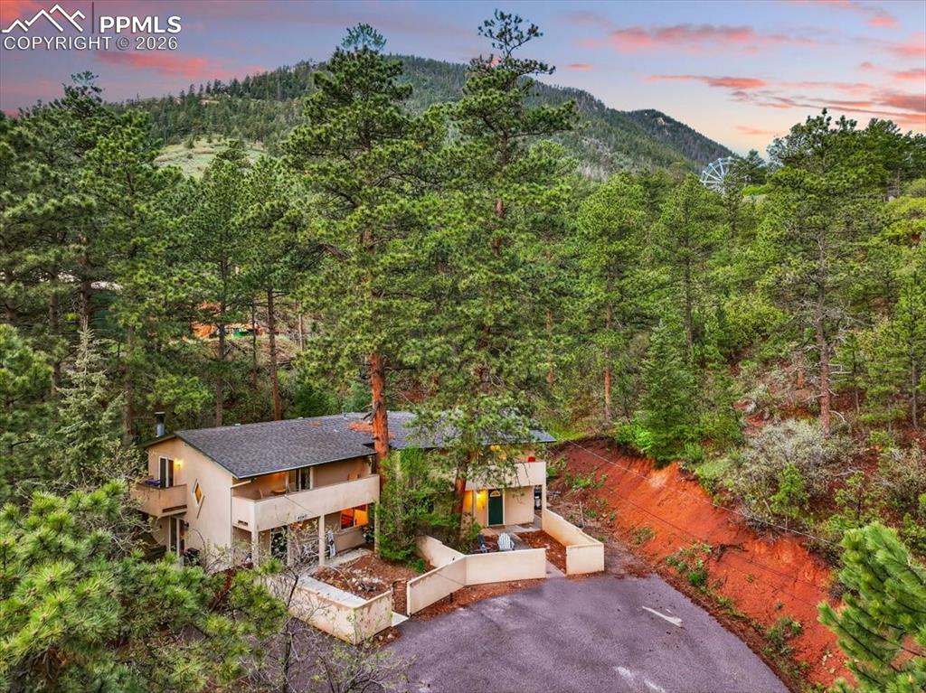 4840-4860 Pikes Peak Highway