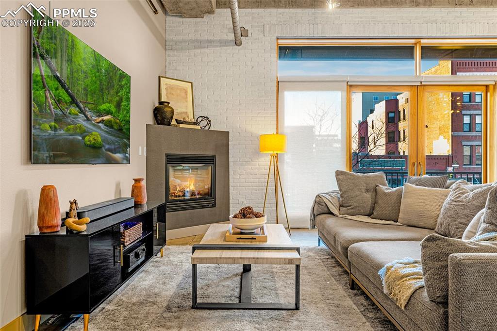 101 N Tejon Street 280