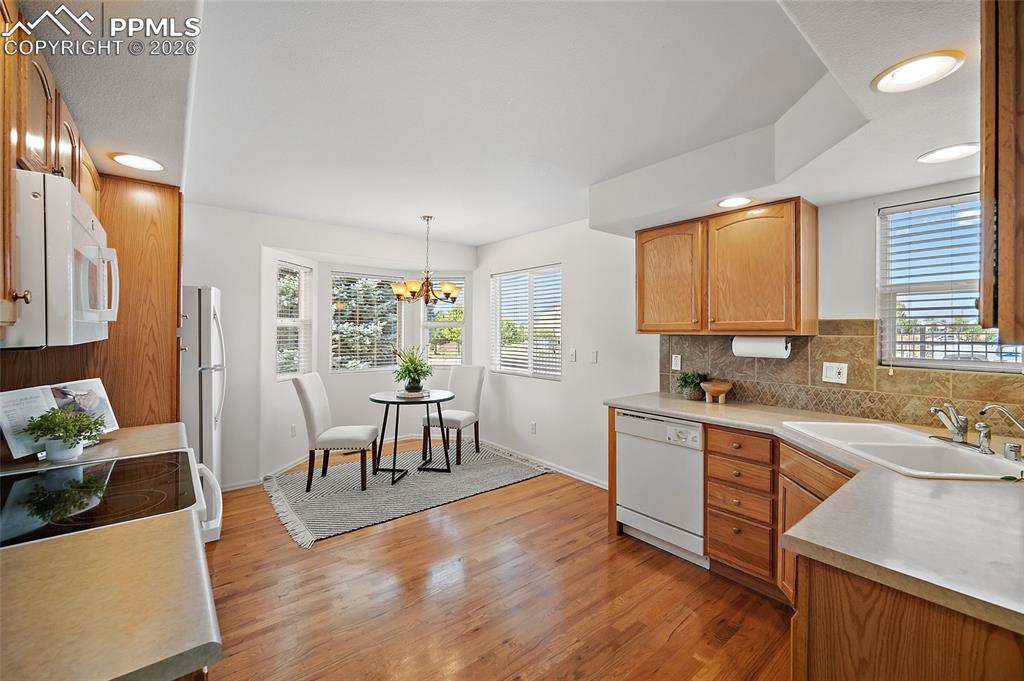 4401 Windmill Creek Way