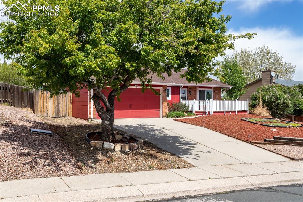 2982 Valarie Circle