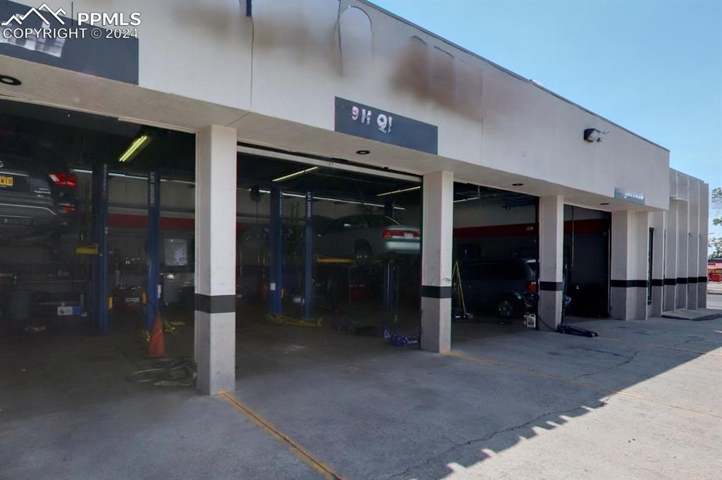 3820 E Pikes Peak Avenue